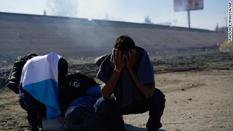 US authorities fire tear gas to disperse migrants at border