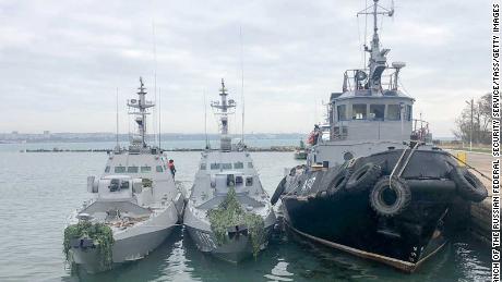 Ukraine to vote on martial law after Russia seizes boats in Kerch Strait