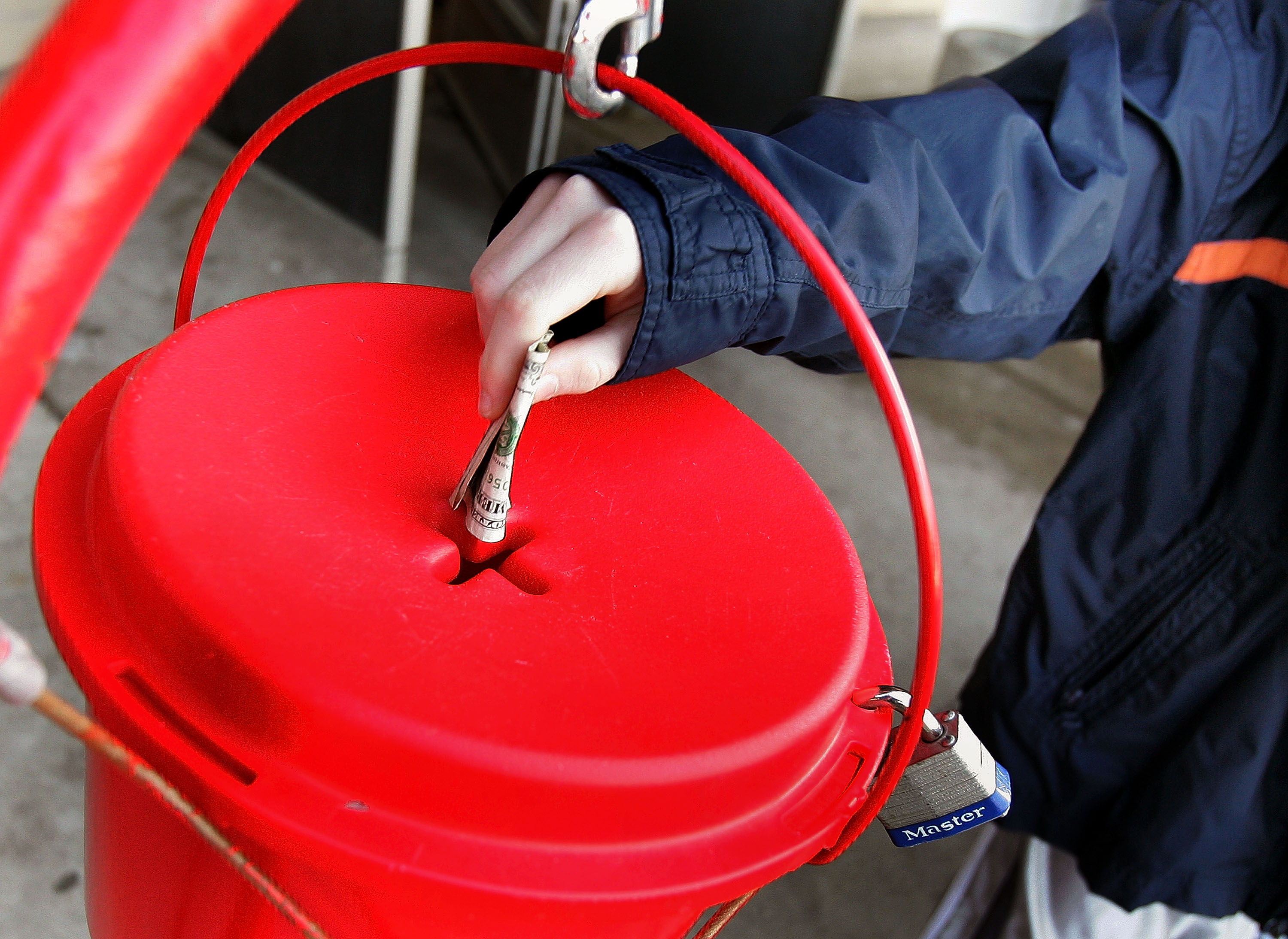 How The Salvation Army Is Trying To Change Its Anti Lgbtq Reputation Cnn