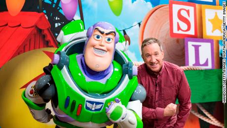 Sicilia interrumpir Experto Actores de "Toy Story 4" anticipan un final muy emotivo e impactante - CNN  Video