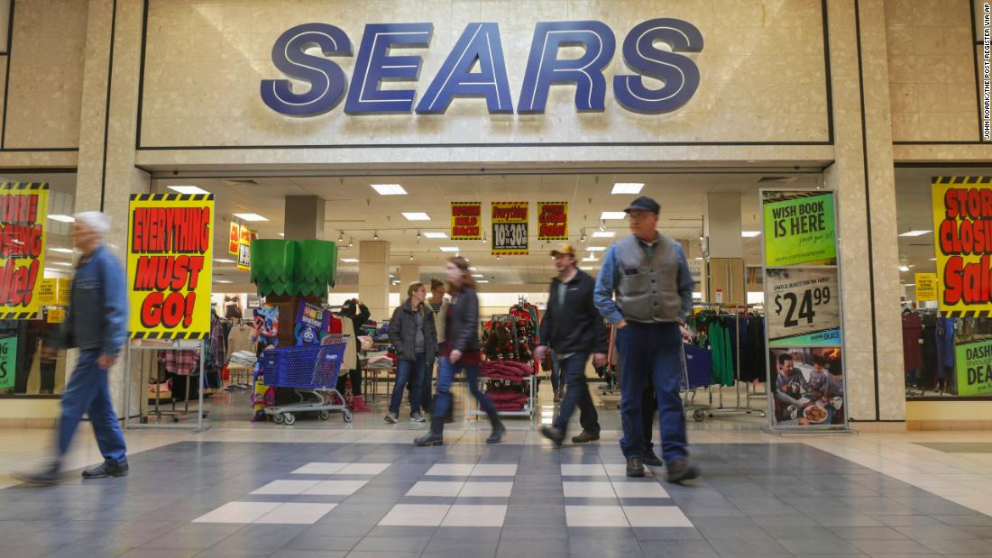 Sears' holiday shopping season off to a rough start CNN
