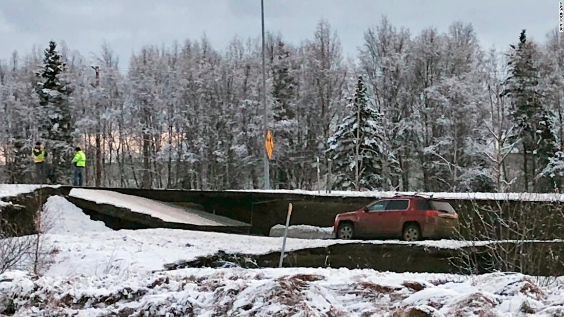 Live updates: Earthquake rattles Anchorage, Alaska