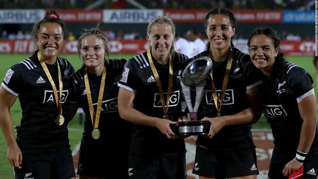 A 26-14 victory over Canada in the women&#39;s final meant New Zealand did the double in Dubai. 