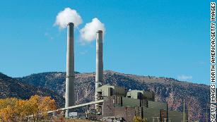 Excellent: EPA rolls back coal rule despite climate change warnings 181205114301-carbon-emissions-smoke-stack-utah-medium-plus-169