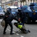 08 paris protests 1208