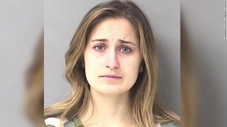 780px x 438px - Ex-Miss Kentucky charged with sexting student