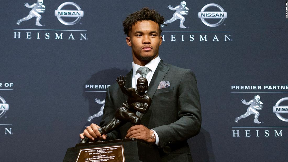 Heisman winner Kyler Murray apologizes for old homophobic tweets - CNN