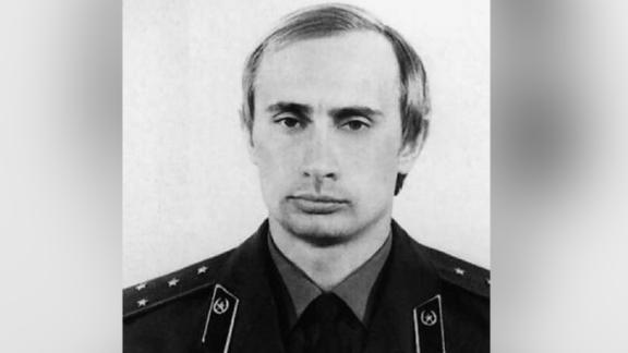 Vladimir Putins Stasi Id Card Found In German Archives Cnn