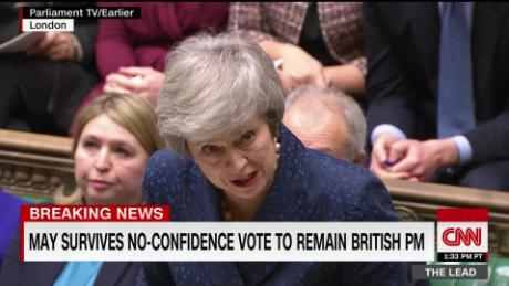 Lead Bianca Nobilo Nic Robertson Theresa May vote live Jake Tapper_00001621.jpg