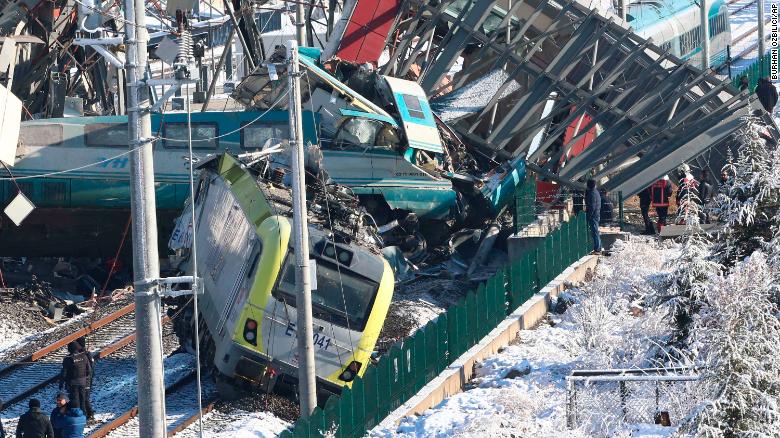 Multiple dead in Turkish high-speed train crash