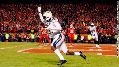 Wide receiver Mike Williams celebrates after catching a 2-point conversion with 4 seconds remaining in the game to put the Chargers up 29-28.