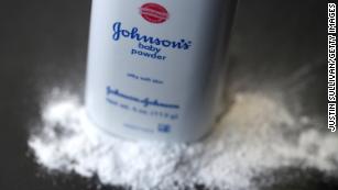 Retailers are pulling Johnson&#39;s baby powder from store shelves