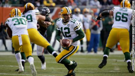 Aaron Rodgers looks to pass the football in the second quarter against the Chicago Bears.
