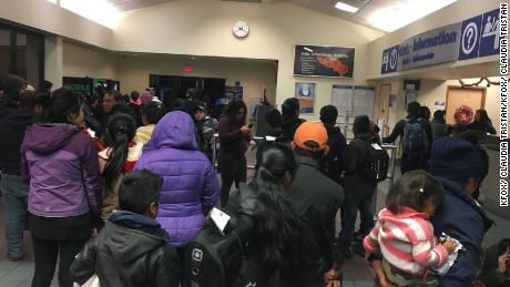 ICE drops off large group of migrants at El Paso bus terminal, police say