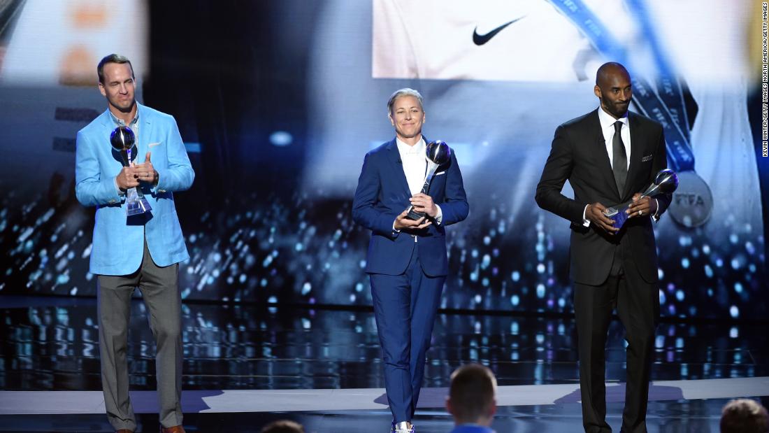 (L-R) Manning, Wambach and Bryant accept the Icon Award onstage during the 2016 ESPYS.