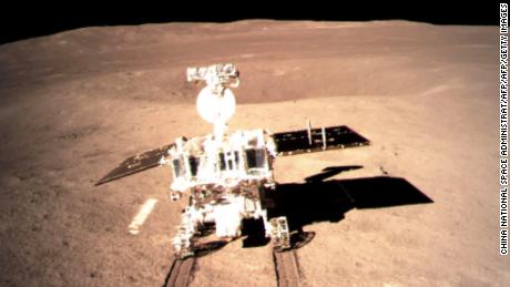 Astronaut: What China&#39;s moon landing means for US