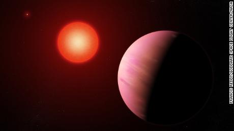 Citizen scientists discover rare exoplanet