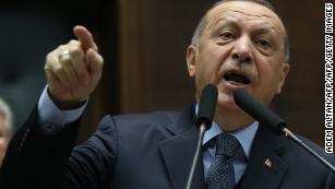 Turkish president slams US over mixed message