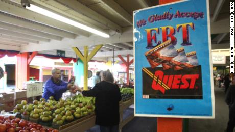 Food stamps guaranteed through February, USDA says