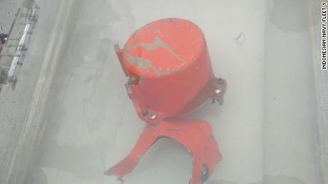 Indonesian Navy has released the first images of the recently recovered CVR -- cockpit voice recorder -- from Indonesia's crashed Lion Air plane. An Indonesian ship found the CVR Monday morning local. The ship had 55 crew members, 9 officers from the transportation agency, 18 divers, and 6 scientists onboard in a join operation between KNKT (transportation agency) and Indonesian Navy.
 
