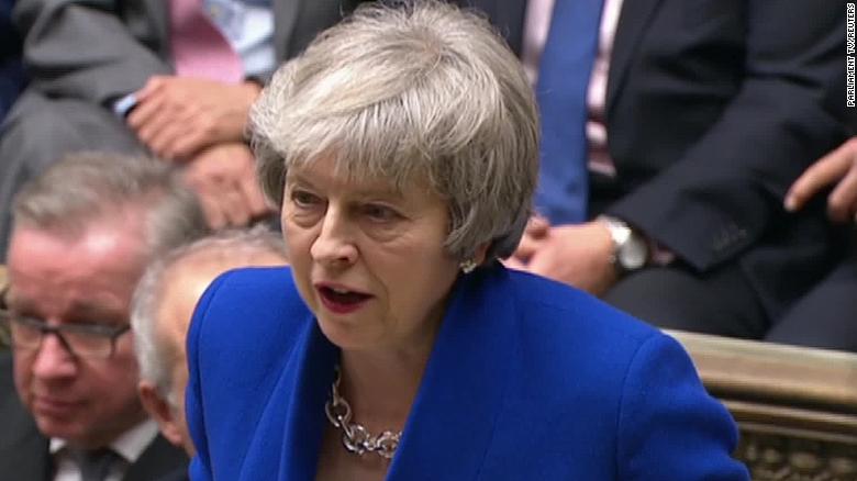 Theresa May survives no-confidence vote 
