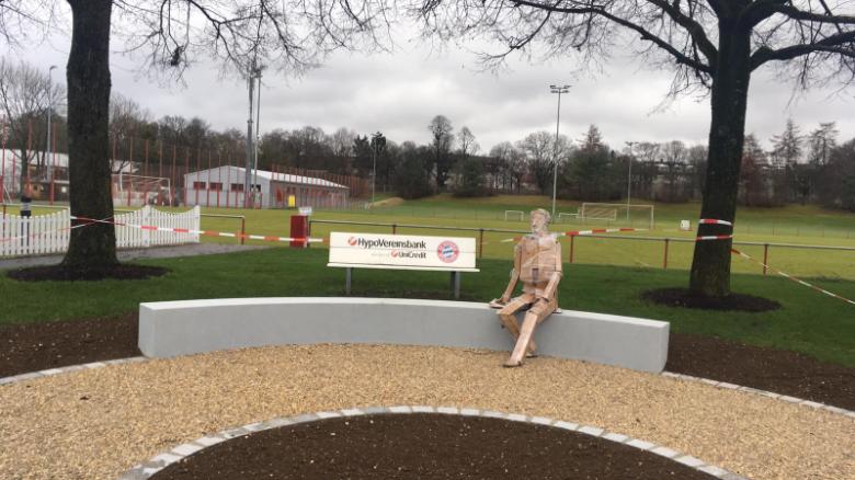 A mock up of the Kurt Landauer statue at the club&#39;s training ground.