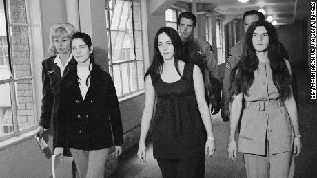 Van Houten, far left, with Manson family members Susan Atkins, center, and Patricia Krenwinkel in 1970.