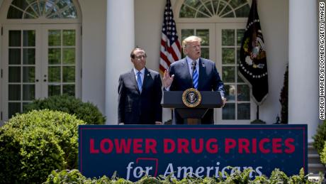 Trump proposal would upend drug industry by overhauling rebates in Medicare