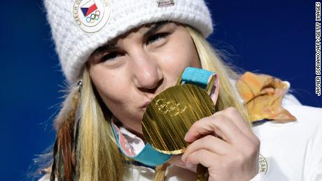 Ester Ledecká: snowboardistka, která ohromila svět bruslení