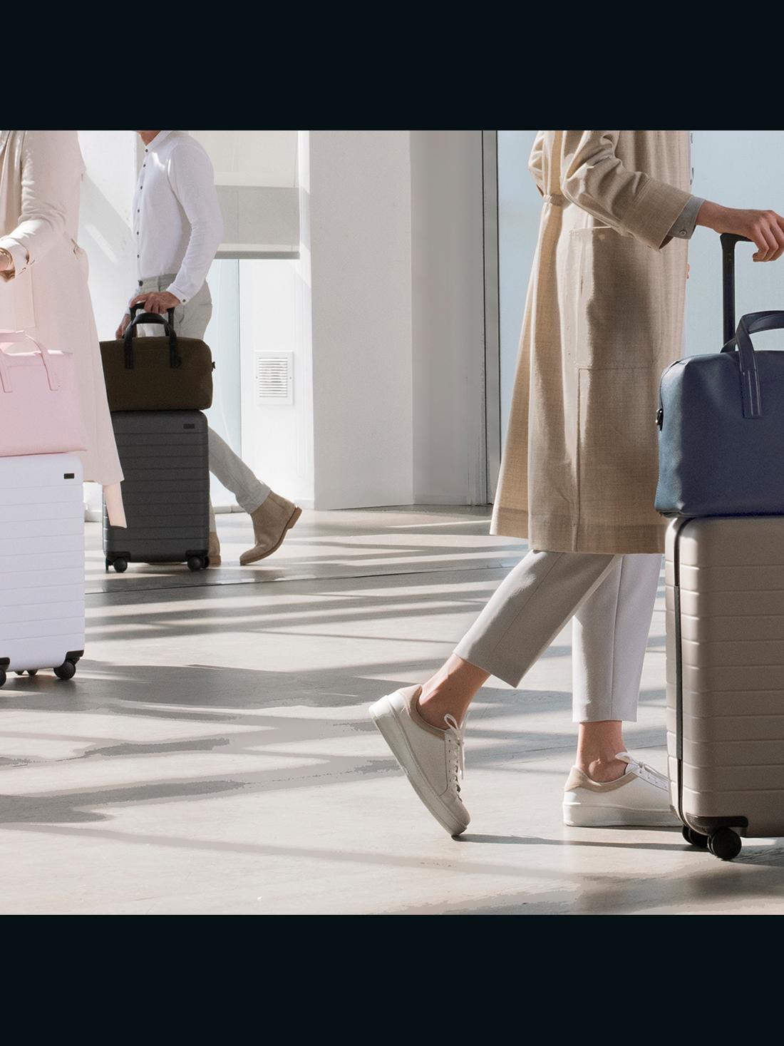 it luggage beige