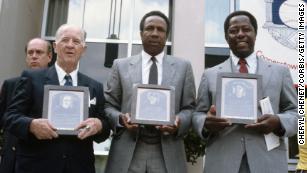 Frank Robinson delivers Hall of Fame induction speech 