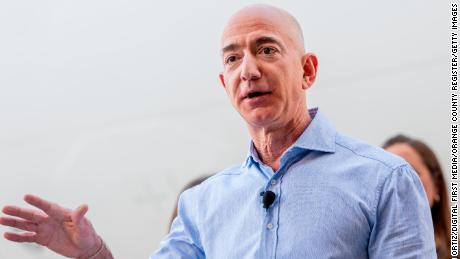 Jeff Bezos applauded for going public about Enquirer 'extortion' attempt