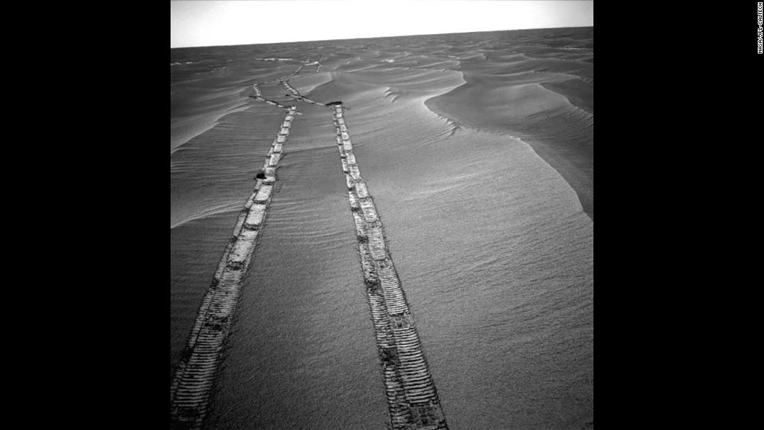 Sometimes, when Opportunity&#39;s solar power was limited, it would stop between treks to different features on Mars. This 2010 photo of its tracks on the surface show it &quot;hopping from lily pad to lily pad.&quot;