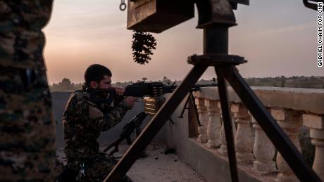 Commander of US-backed forces fighting ISIS asks US to keep troops in Syria