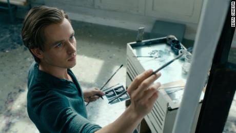 Tom Schilling as artist Kurt in Florian Henckel von Donnersmarck's "Never Look Away."