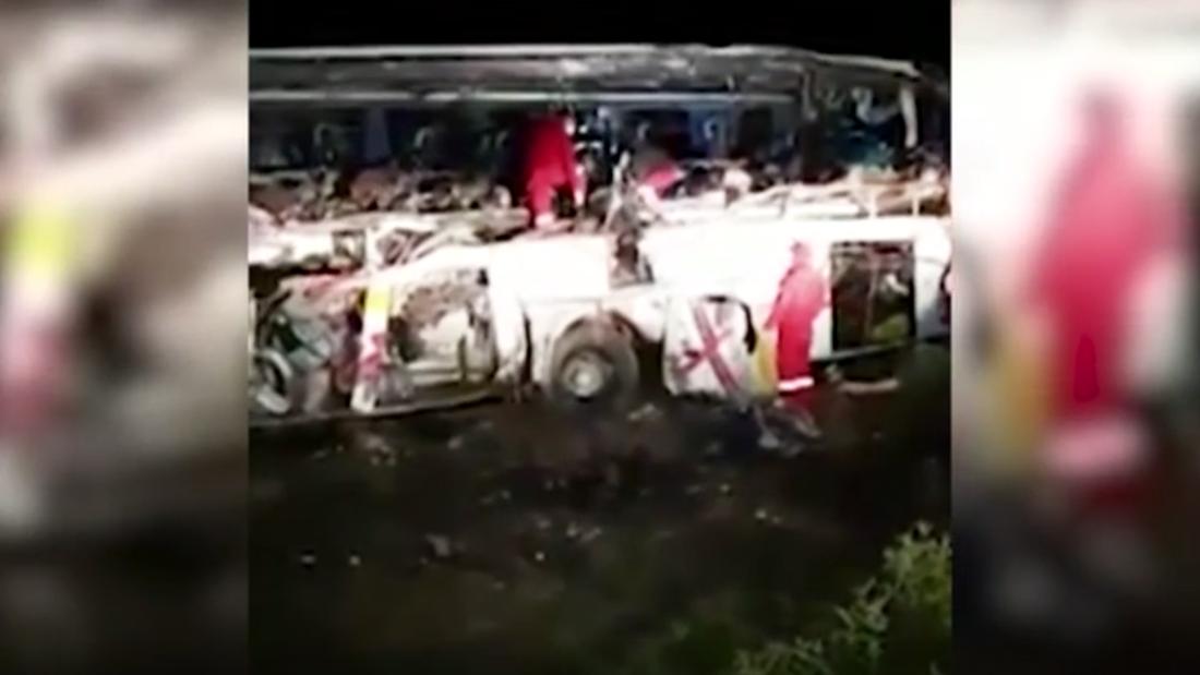 Accidente de tránsito en Bolivia deja 24 muertos - CNN Video