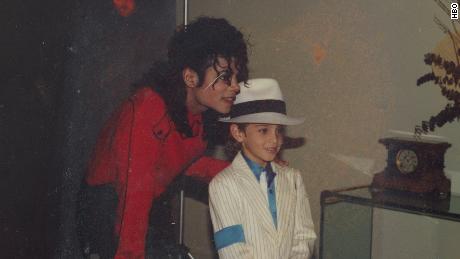 &#39;Leaving Neverland&#39; presents chilling parallel accounts of Michael Jackson&#39;s alleged abuse