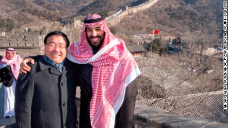 Saudi Crown Prince Mohammad Bin Salman with Chinese ambassador to Saudi Arabia, Li Huaxin, at the Great Wall of China, in February 2019.