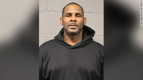 Child support, overdue rent among R. Kelly's money problems