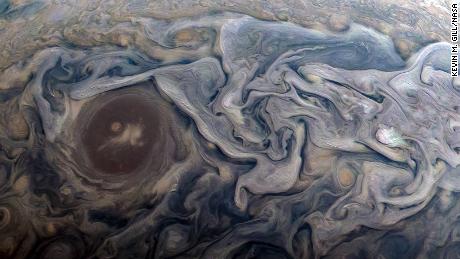 New photos from Jupiter look like a van Gogh painting