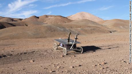 How rovers are searching for alien life in the desert 