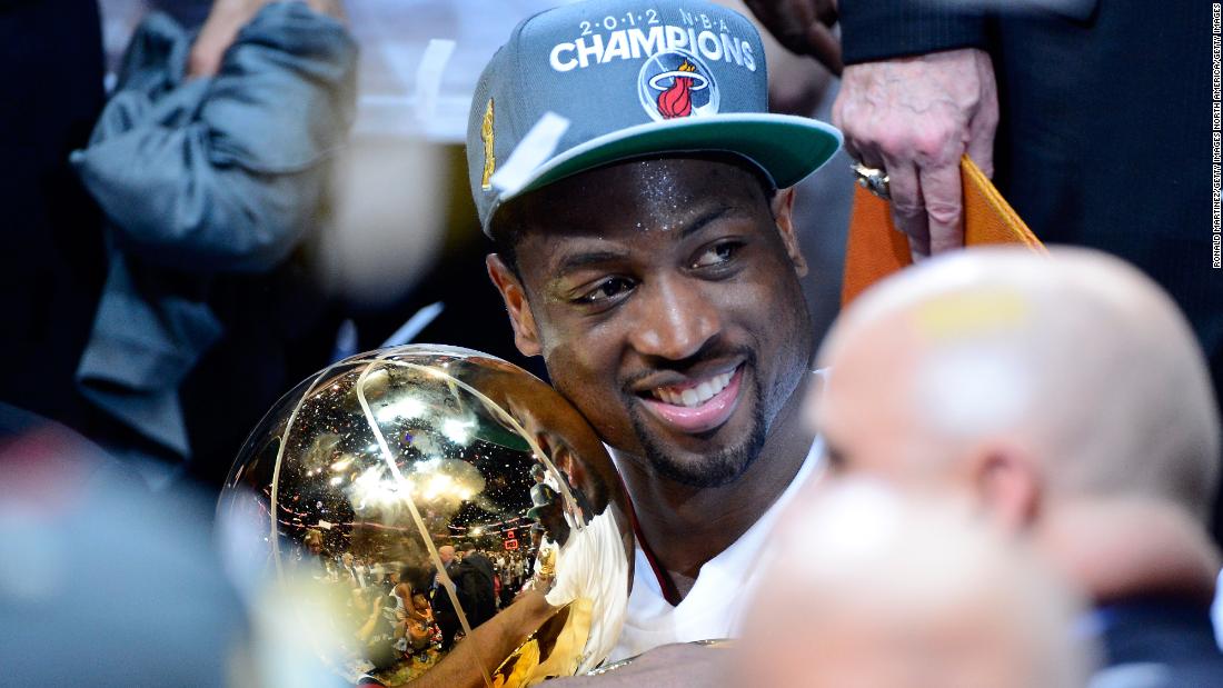 ¿Quiénes influenciaron a Dwyane Wade en su exitosa carrera? - CNN Video