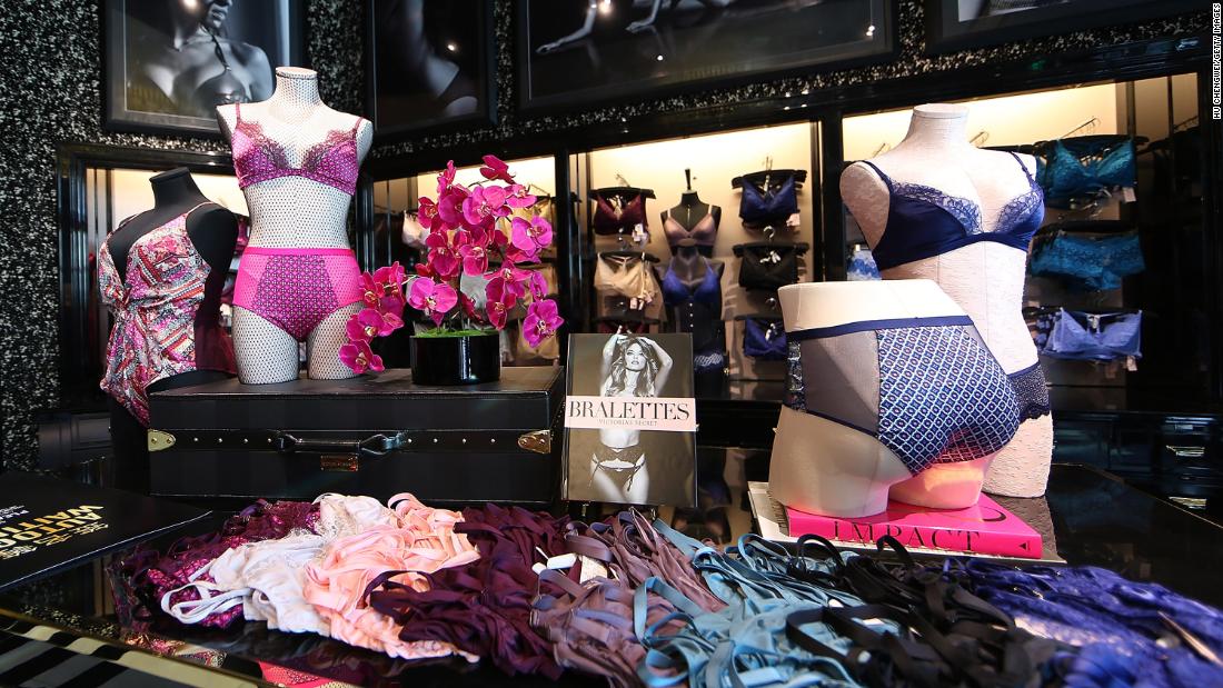 How Victoria's Secret's Stagnant Brand Image Might Dampen L Brands'  Valuation