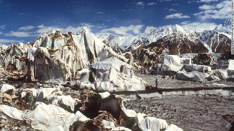 A Indian army camp in 1991 at the Siachen Glacier.