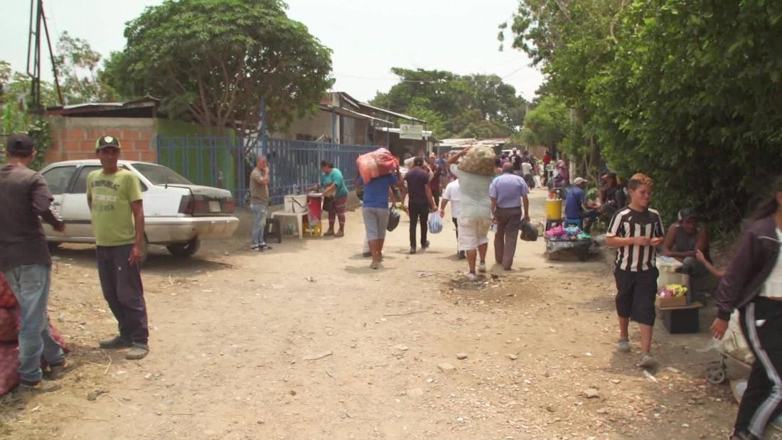 Cierre fronterizo causa grandes desafíos a venezolanos que buscan ...