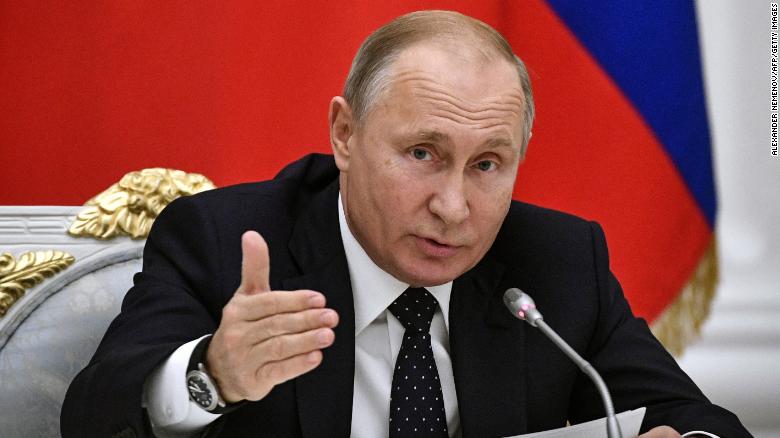 Putin Signs Russian Sovereign Internet Law Cnn 