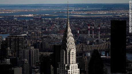 Iconic Chrysler Building will sell at a huge loss