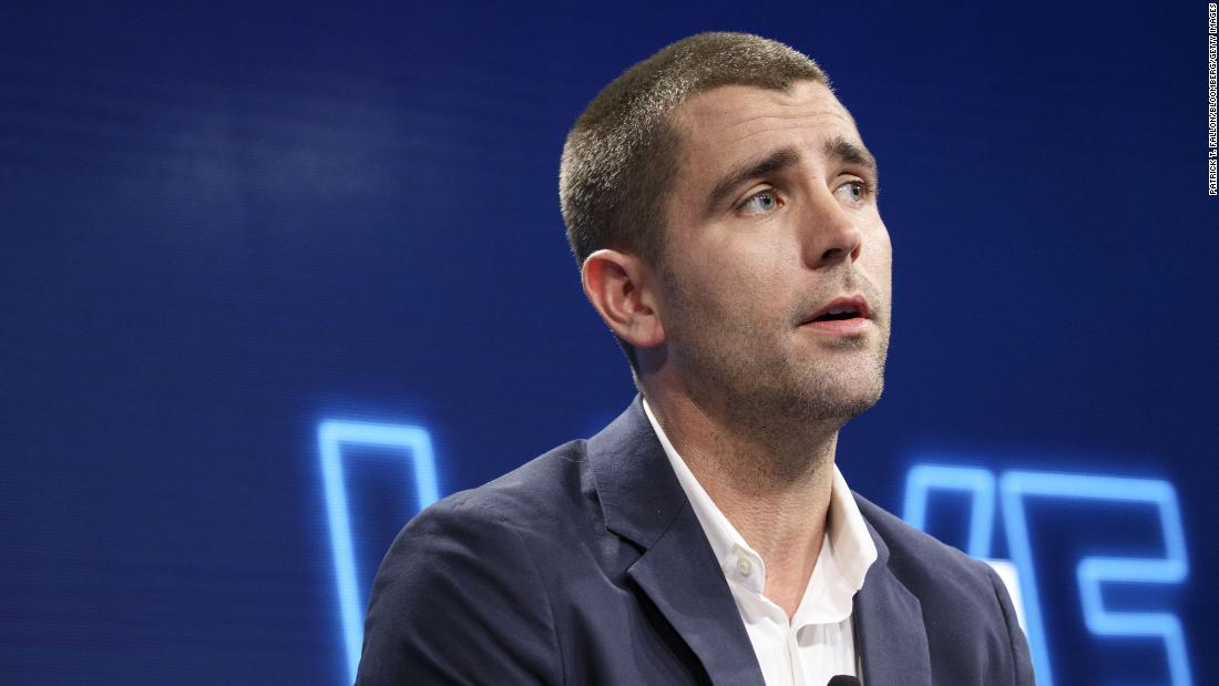 Facebooks Chris Cox Whatsapps Chris Daniels Leaving Company Cnn