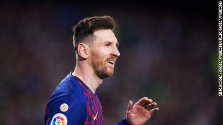 SEVILLE, SPAIN - MARCH 17: Lionel Messi of FC Barcelona reacts during the La Liga match between Real Betis Balompie and FC Barcelona at Estadio Benito Villamarin on March 17, 2019 in Seville, Spain. (Photo by Aitor Alcalde/Getty Images)