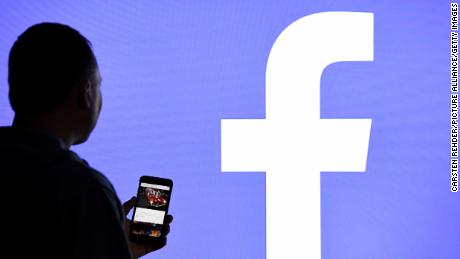 Facebook settles lawsuits alleging discriminatory ads 
